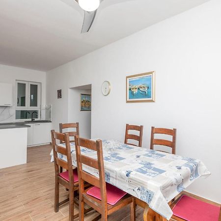 Nice Apartment In Podaca With Wi-Fi מראה חיצוני תמונה