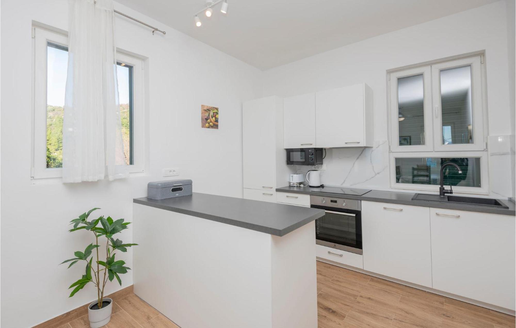Nice Apartment In Podaca With Wi-Fi מראה חיצוני תמונה