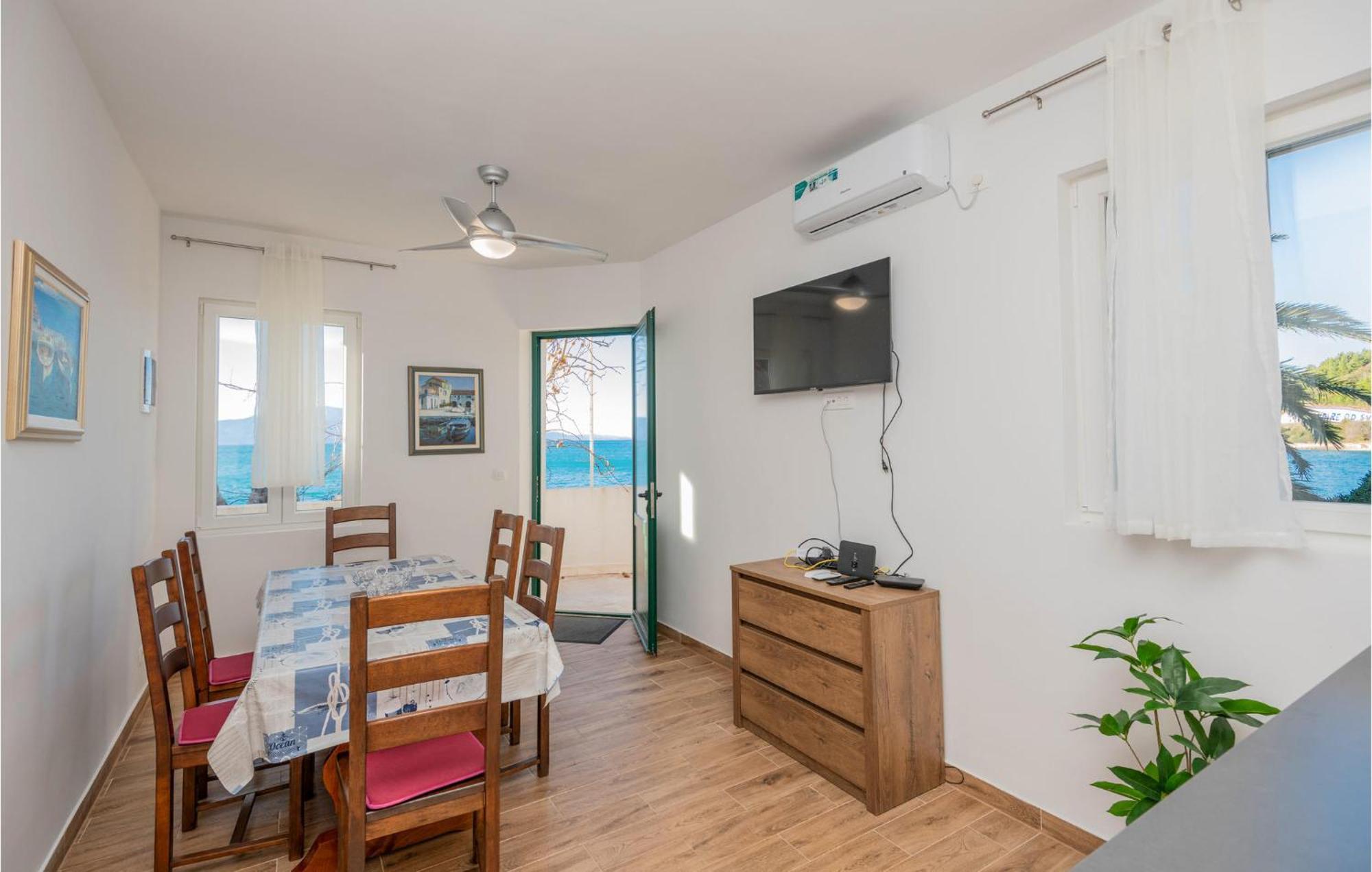 Nice Apartment In Podaca With Wi-Fi מראה חיצוני תמונה